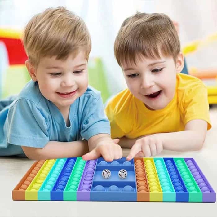 ChessPopIt, desková hra, která uvolňuje - Image 7