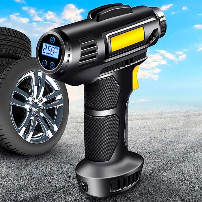 Vestavěné LED světlo pro snadné doplňování pneumatik i v noci a za špatného počasí!