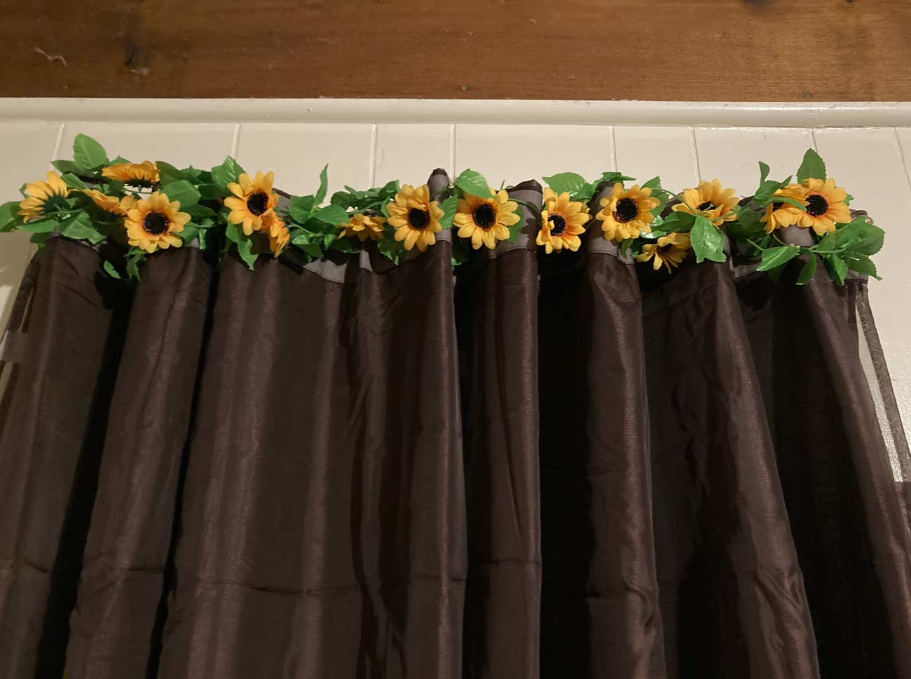 GarlandSunflower, umělý slunečnicový věnec s přírodním vzhledem (2 kusy) - Image 9