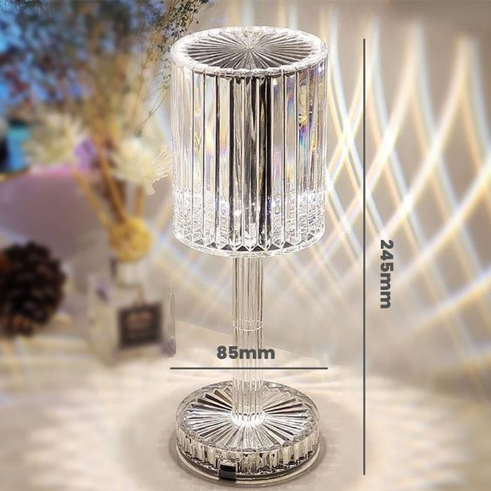 Moderní stolní lampa vám umožní vybrat si mezi bílou a až 16 různými odstíny barev!