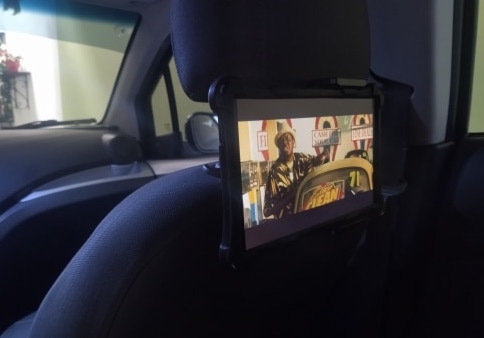 Držák tabletu na tablet do auta - Image 10